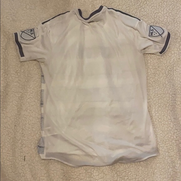 LA football club jersey - Picture 2 of 3